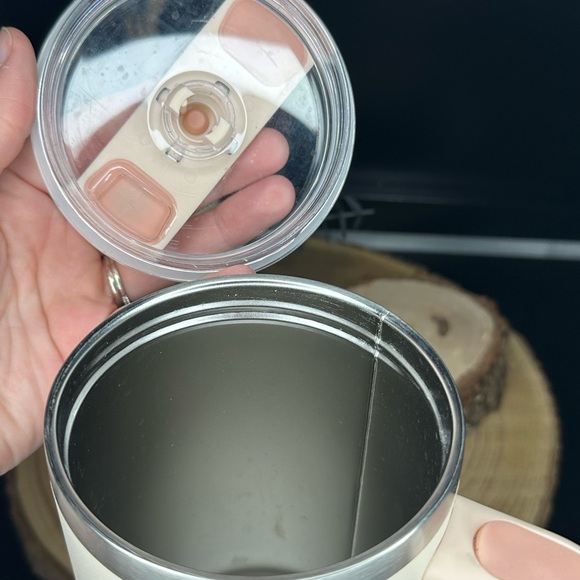 Stanley X Starbucks Cream and Pink Tumbler with Handle - Picture 7 of 7